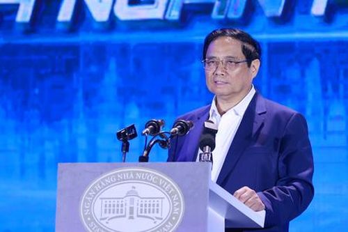 Thủ tướng: Lấy người dân, doanh nghiệp là trung tâm chuyển đổi số ngành ngân hàng