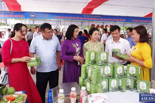 Hải Dương khai mạc tuần lễ xúc tiến thương mại trong lễ hội đền Bia
