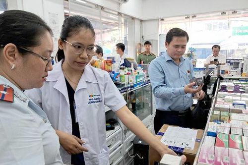 Kiểm tra đột xuất, 100% cơ sở kinh doanh thuốc đều có sai phạm