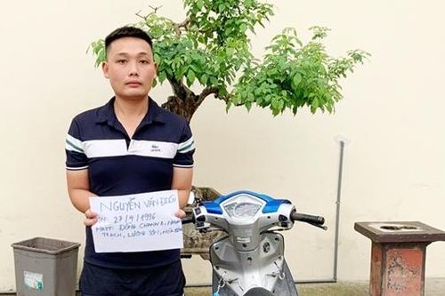 Đi tập thể dục buổi sớm, người phụ nữ bị giật dây chuyền vàng