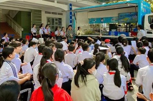 Chọn 'lối đi' nâng cao dân trí, xây dựng xã hội học tập từ hoạt động thư viện, bảo tàng, thiết chế văn hóa