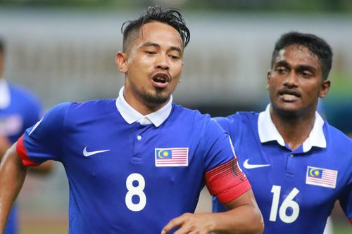 Côn đồ đập xe, giơ vũ khí đe dọa cựu đội trưởng tuyển Malaysia