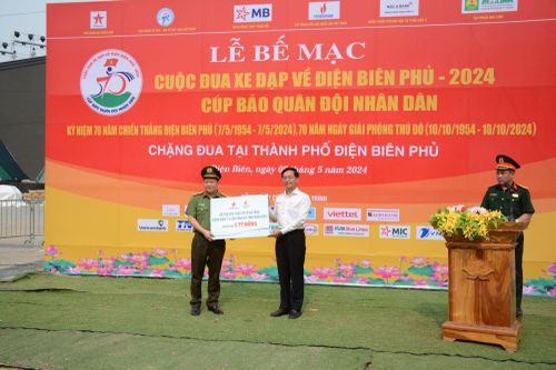 Petro Vietnam tham gia nhiều hoạt động Kỷ niệm 70 năm Chiến thắng Điện Biên Phủ