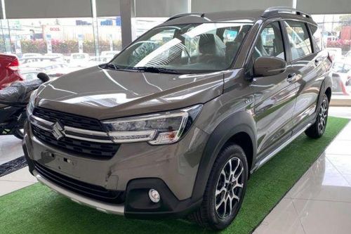 Giá lăn bánh Suziki XL7 mới nhất đang rẻ giật mình, Mitsubishi Xpander Cross trở nên lép vế về doanh số