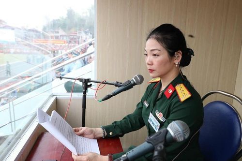 Tiết lộ về cuộc tuyển chọn giọng đọc 'đi vào lòng người' ở Lễ diễu binh