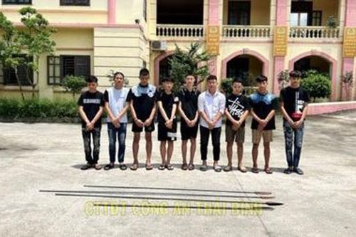 Khởi tố 25 thanh, thiếu niên gây rối trật tự công cộng