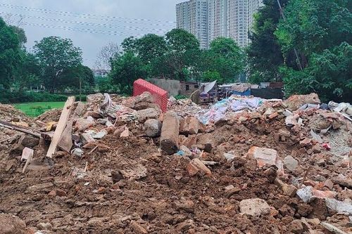Chống lấn chiếm, đổ trộm phế thải tại khu vực có dự án 'treo'