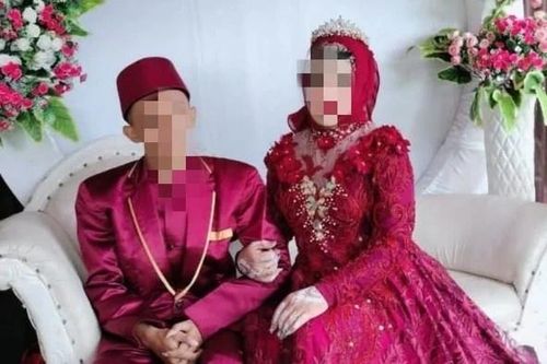 Phát hiện vợ là đàn ông sau 12 ngày cưới