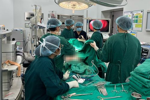 Mất máu cấp, người bệnh được cứu sống kỳ tích