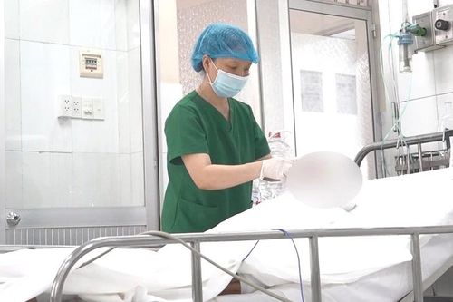 4 công nhân bị bỏng điện khi sửa đường dây cáp ngầm