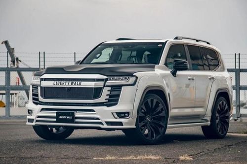 Toyota Land Cruiser 'quốc dân' độ Liberty Walk chỉ từ 190 triệu đồng