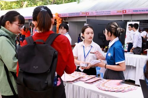 Doanh nghiệp 'săn' sinh viên giỏi dịp hè
