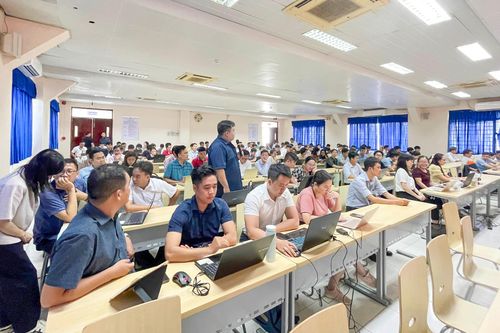 Bộ GD&ĐT tập huấn phần mềm hỗ trợ tuyển sinh năm 2024