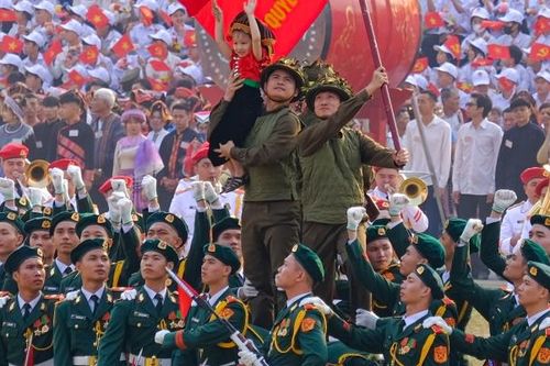 Tinh thần dân tộc và lòng yêu nước sẽ được thắp sáng trong tim mỗi người