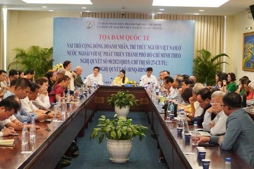 Kiều bào chung sức hiến kế phát triển TP Hồ Chí Minh theo Nghị quyết 98