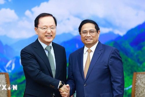 Thủ tướng: Mong Samsung coi Việt Nam là cứ điểm chiến lược sản xuất, xuất khẩu