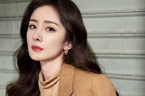 Dương Mịch gặp biến cố lớn trong sự nghiệp, netizen phẫn nộ yêu cầu giải nghệ