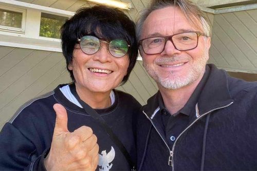 HLV Troussier đến sân cổ vũ U23 Indonesia nhưng... mất vé dự Olympic 2024