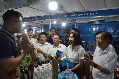 Khai mạc Hội chợ hàng Việt Nam định hướng xuất khẩu tại Hà Nội