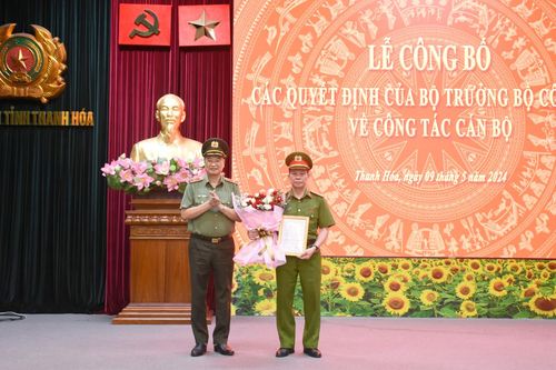 Công an tỉnh công bố các Quyết định về công tác cán bộ