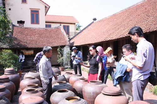 Đánh thức tiềm năng du lịch văn hóa, lịch sử Hà Nội