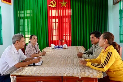 Bí thư xã ngày nào cũng dành 30 phút tiếp dân