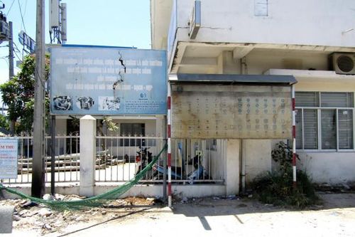 Cần thay mới các pa nô tuyên truyền