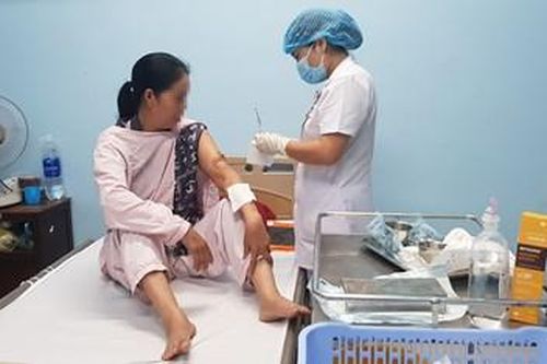 Bị chó dữ tấn công, một phụ nữ Quảng Bình phải chuyển viện cấp cứu trong đêm