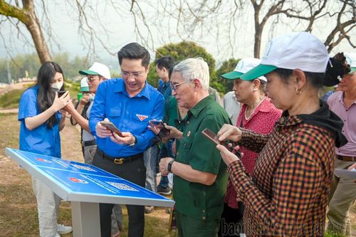 Bài cuối: Mở đường tái thiết và phát triển Điện Biên