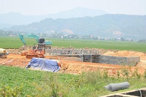 Thiếu đất san lấp, nhiều công trình trọng điểm tại Đắk Lắk bất động