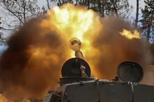Nga dùng chiến thuật lạ, Ukraine sụp đổ liên hoàn ở Avdiivka