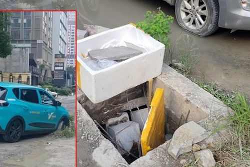 Hà Nội: Thêm xe ô tô bị 'sập bẫy' khi di chuyển qua Dự án D20 Cầu Giấy