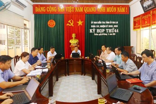 Vi phạm hoạt động tố tụng, Viện trưởng Viện Kiểm sát nhân dân huyện nhận kỷ luật Đảng