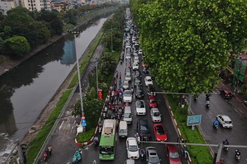 Quy hoạch đường Láng: Sẽ mở rộng gấp đôi nhưng có nhiều phương án