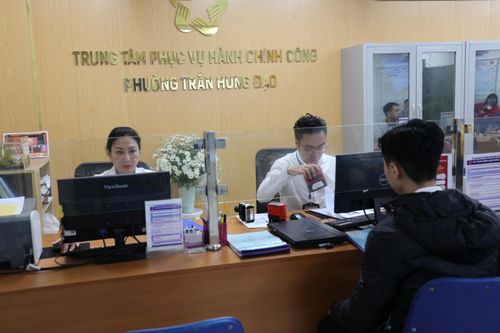 Hà Nội: Thanh toán lệ phí không dùng tiền mặt ở bộ phận một cửa các cấp từ 1-6