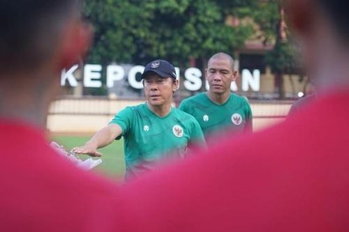 HLV Shin Tae-yong khóc nhiều khi U23 Indonesia mất vé dự Olympic