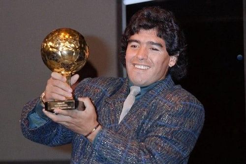 Di vật lịch sử của huyền thoại Maradona được bán đấu giá