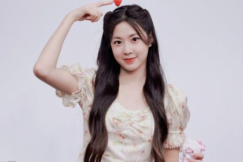 Nữ ca sĩ gốc Việt chịu cảnh 'tàn nhẫn' ở Kpop