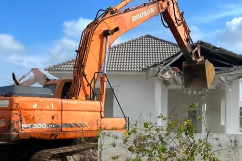 Phú Quốc: cưỡng chế thêm hai căn biệt thự xây dựng trái phép