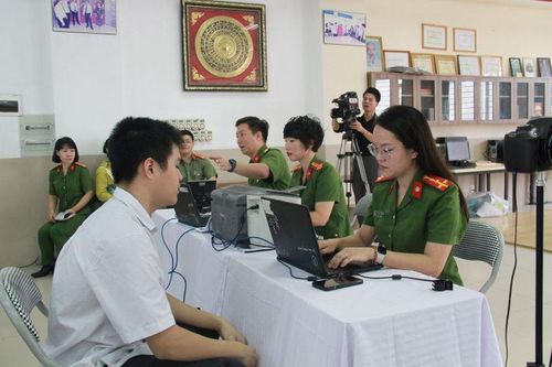 Tuyên truyền Luật Căn cước cho học sinh Thủ đô