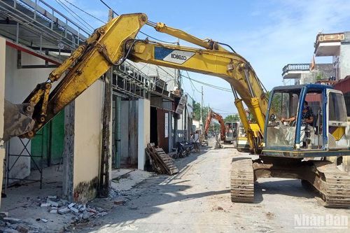 Huyện Quỳnh Phụ (Thái Bình) có gần 5.000 hộ dân tự nguyện hiến đất làm đường