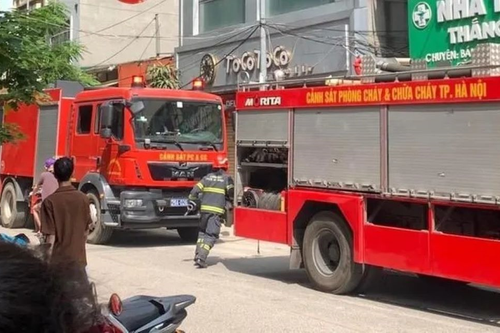 Hà Nội: Cháy nhà dân ở phố Tam Khương, không có thiệt hại về người