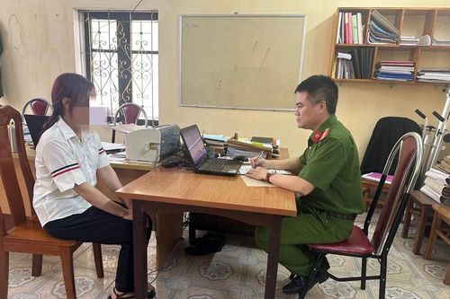 Tuyên Quang: Người đi bộ bị xe máy đi cùng chiều tông tử vong