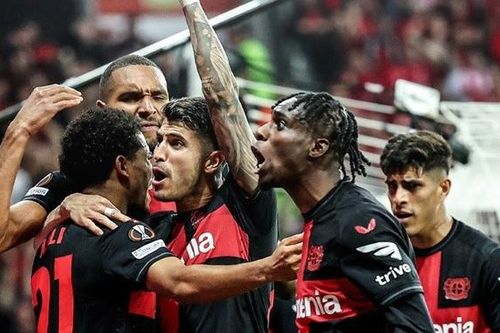 Bán kết lượt về Europa League: Hình ảnh trận đấu Bayer Leverkusen hòa 2-2 AS Roma