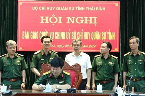 Đại tá Nguyễn Tiến Quang được bổ nhiệm giữ chức Chính ủy Bộ Chỉ huy Quân sự tỉnh Thái Bình
