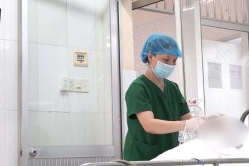 Chập điện khi sửa đường dây cáp ngầm, 4 công nhân bị bỏng