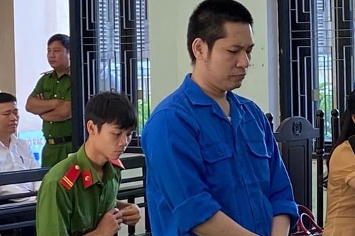 Kế toán công ty sữa làm giả hồ sơ vay vốn