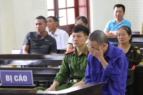 Chém hàng xóm trọng thương vì bị vu oan đập gãy chân con vịt