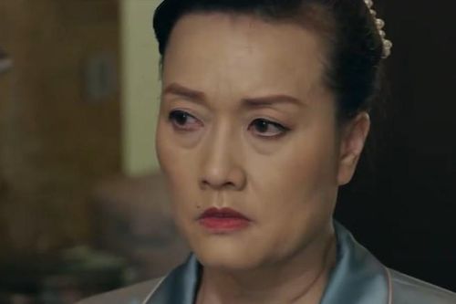 'Người một nhà' tập 14: Bà Thư định đầu độc chồng để bảo vệ Trí