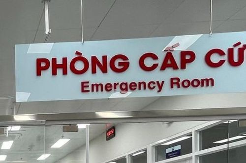 Sự cố khi ăn cơm khiến người phụ nữ ho ra máu, phải đi cấp cứu